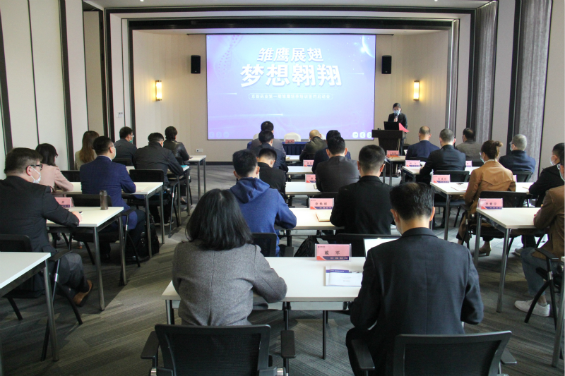 158552934946136081fQ.jpg 9_800.jpg